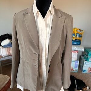 2/$15 ✨ Dress Barn Vintage Tan Blazer size 6